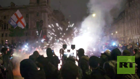 Million Mask March protesters clash with police in London (VIDEOS)