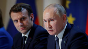 Putin tells Macron EU should talk directly to Belarus