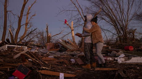 Aftermath of a tornado in Mayfield, Kentucky, U.S. December 12, 2021. © Reuters / Adrees Latif