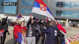 Crowds gather to greet deported Djokovic as he returns to Serbia (VIDEO)