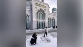 Russian influencer offers bizarre excuse for lingerie shoot outside iconic Moscow mosque