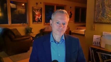 Dr Michael P Masters, Professor of biological anthropology