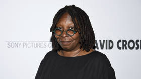 Whoopi Goldberg apologizes for Holocaust comments