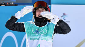 American-born sensation earns stunning Olympic gold for China