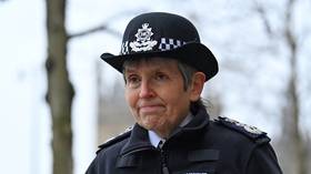 Le commissaire de la police métropolitaine démissionne de la force de Londres