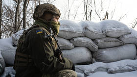 Putin tells Ukrainian military to ‘take power into their hands’