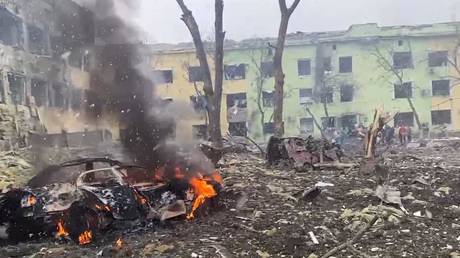 Aftermath of a Russian airstrike on a maternity hospital in the Ukrainian city of Mariupol. Image via Global Look Press