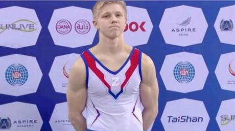 Ivan Kuliak displayed the symbol in Doha. © Twitter