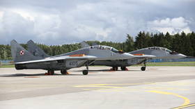 Poland points finger at US, NATO over fighter jets delivery to Ukraine