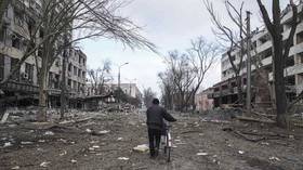 Ukraine accuses Russia of bombing Mariupol school