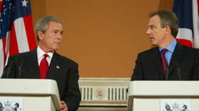 Джордж Буш и Тони Блэр не имеют морального права читать лекции России об Украине