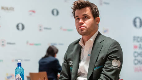 World chess icon Magnus Carlsen is among those to offer opinions on Russian bans. © Foto Olimpik / NurPhoto via Getty Images