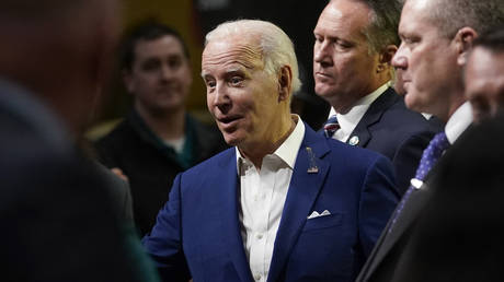 White House comments on Biden 'bird poop' claims