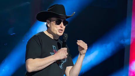 FILE PHOTO. Elon Musk speaks at the Tesla Giga Texas party. ©SUZANNE CORDEIRO / AFP