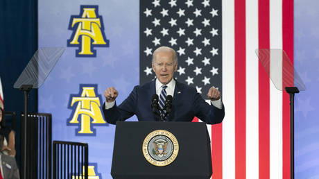 Joe Biden speaks at North Carolina Agricultural and Technical State University on April 14, 2022 in Greensboro, North Carolina. ©Allison Joyce / Getty Images / AFP