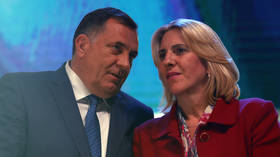 UK targets Balkan leaders