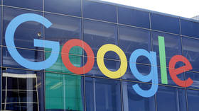 Google, 'ürkütücü' konuşma polisliği yapmakla suçlandı