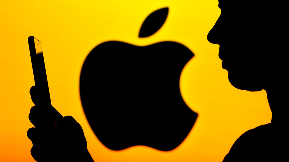 EU charges Apple over system abuse