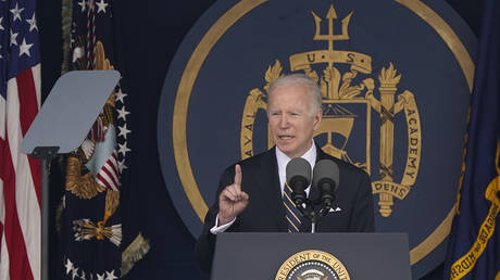 Biden seems to confuse North and South Korea (VIDEO)