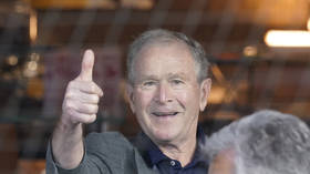 Джордж Буш осуждает «неоправданное вторжение в Ирак»