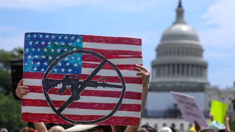 A protest for gun control in Washington, US, June 8, 2022. © Yasin Ozturk / Anadolu Agency / Getty İmages