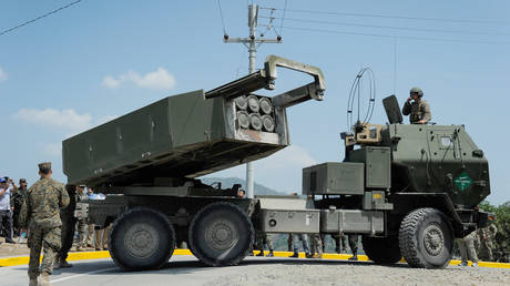 File photo: A US-made HIMARS artillery system © Getty Images / Dondi Tawatao
