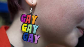 Роберт Бридж: Когда начинается Месяц гордости ЛГБТК+, не пора ли устроить парад и гетеросексуалам?
