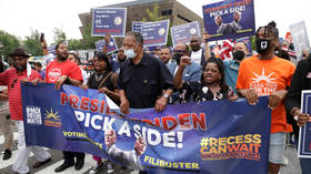 سیاہ فام امریکی ووٹروں نے ڈیموکریٹس کو جھنجھوڑ کر رکھ دیا - پول