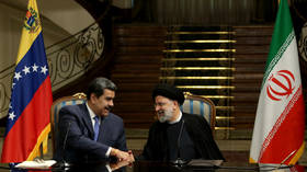 ایران و ونزوئلا قرارداد بزرگی امضا کردند
