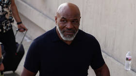 Ex oponente de Tyson tiene licencia de seguridad suspendida después de KO viral (VIDEO) — RT Sport News