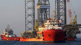 Ukraine again shells Russian offshore rig