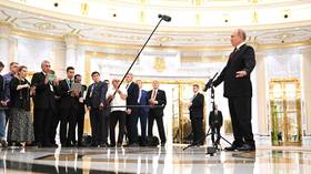 Poutine parle de l'Ukraine lors de son premier voyage à l'étranger depuis février