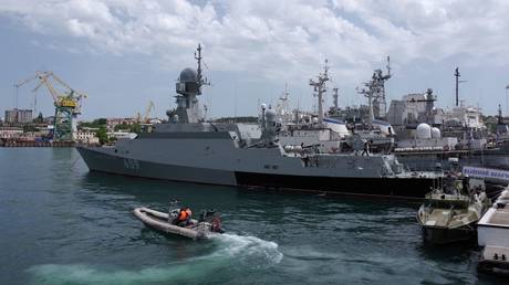 Russia’s Black Sea vessels in the Crimean port of Sevastopol. © Sputnik / Vasiliy Batanov