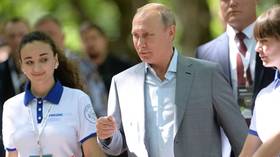 Putin to head all-Russian children and youth movement