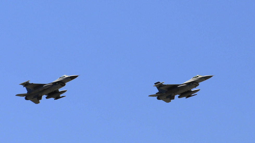Turkish airstrike kills three Syrian troopers – media — RT World Information