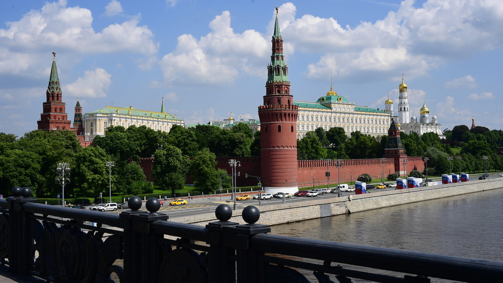 ‘Kremlin-friendly’ politicians may grab power in West – The Spectator