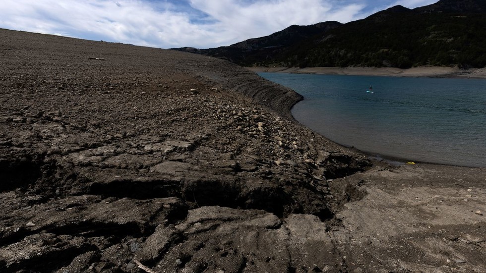 https://www.rt.com/information/561403-eu-worst-drought-centuries/EU drought ‘worst in 500 years’