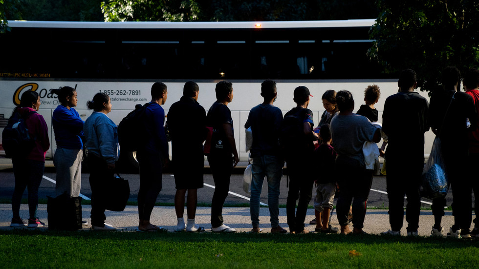 https://www.rt.com/information/561412-pentagon-rejects-dc-migrants-buses/Pentagon doubles down on refusal to course of DC migrant arrivals