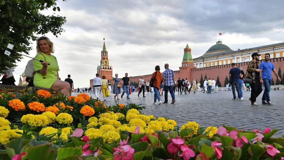 Sanctions damage to Russian economy 'superficial' – Bloomberg