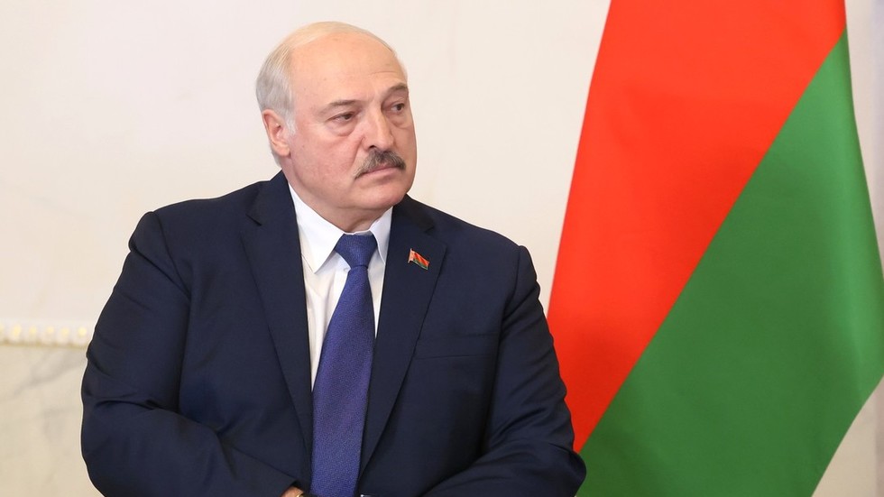 Lukashenko fan merch store opens in Moscow