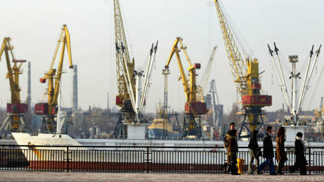 FILE PHOTO. Cargo ships in the Ukranian port city of Odessa. ©Uriel Sinai / Getty Images