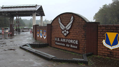 The entrance to the Ramstein Air Base in Germany, which hosts US nuclear weapons. © AFP / Daniel Roland