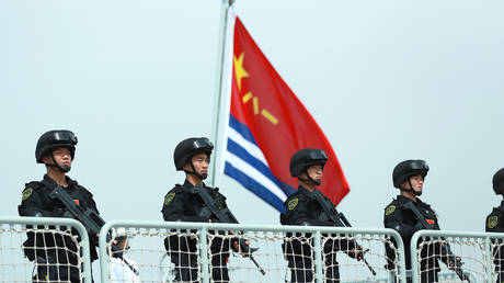 FILE PHOTO: Chinese naval troops in Zhoushan, China, May 2022. © VCG / Getty Images