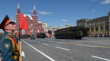 FILE PHOTO: A Yars mobile missile system at the dress rehearsal of the military parade marking of Victory in Great Patriotic War. © Sputnik / Grigory Sysoev