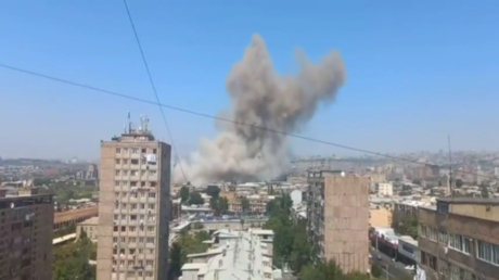 Explosion rocks Yerevan shopping plaza