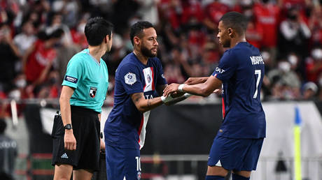 Neymar and Mbappe on collision course at PSG (VIDEO)