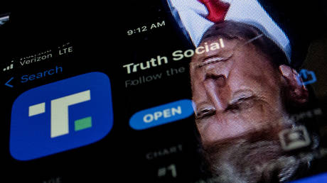 Google hits out at Trump’s Truth Social app