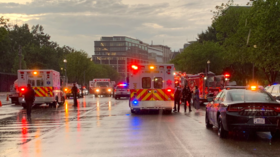 Lightning hits people near White House