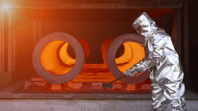 Russian steel giant quits US business