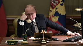 Macron Putin'i aradı